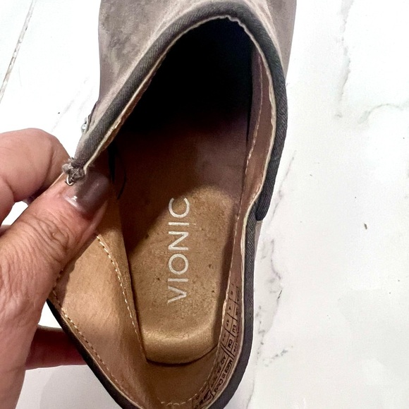 Vionic Serena Taupe Ankle Boots with Side Zipper 6 - Picture 3 of 9